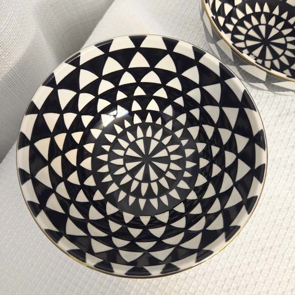 Thyme & Table Medallion Bowls Houndstooth Soup Cereal Ice Cream Set of 2 - Picture 6 of 8